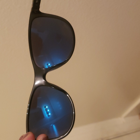 Prada sunglasses - Picture 5 of 12